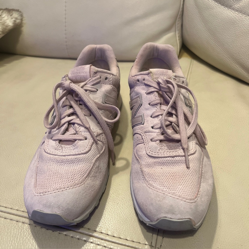 New Balance 696 Suede 'Faded Rose' Sneakers Size 9